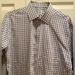 Brooks Brothers Regent Button Up Shirt 16.5/35. Great Condition